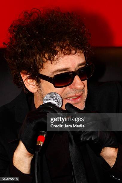 Argentine singer Gustavo Cerati presents his new album 'Fuerza Natural' during a press conference on September 3, 2009 in Mexico City, Mexico.