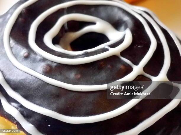 donuts - donut chart stock pictures, royalty-free photos & images