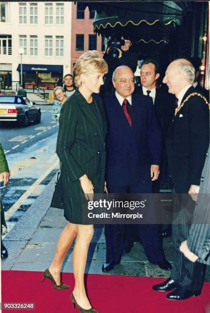Mr Fayed 419 Princess Diana Harrods Photos & High Res Pictures - Getty Images