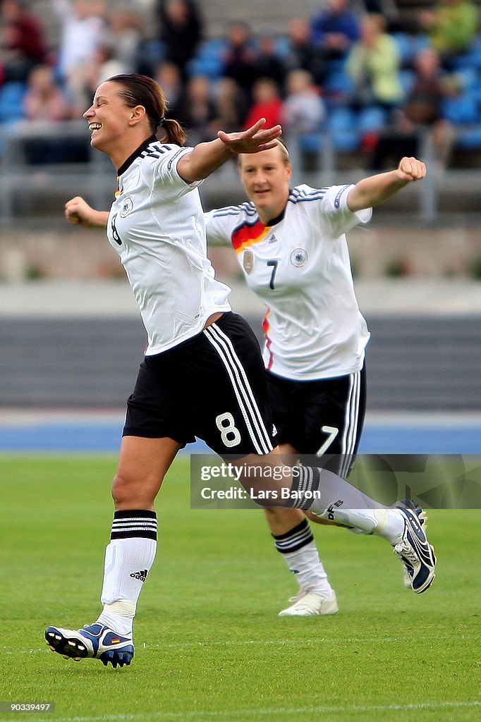 Germany v Italy - UEFA Women's Euro 2009 Quarter-Final