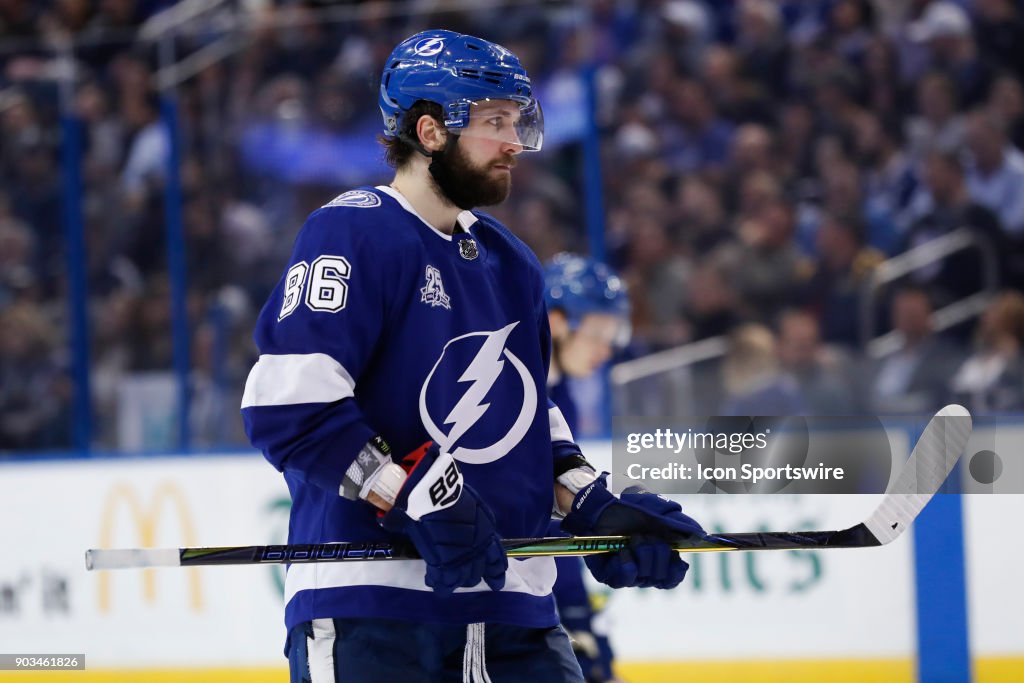 NHL: JAN 09 Hurricanes at Lightning