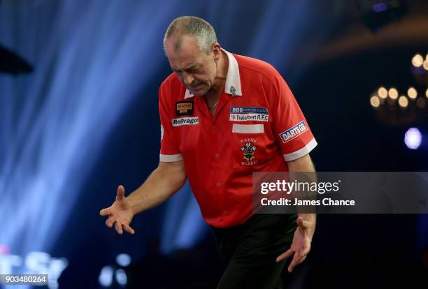 Wayne Warren of Wales reacts during Day Four of the BDO World Darts Championship at Lakeside Shopping Centre on January 10, 2018 in Thurrock, England.