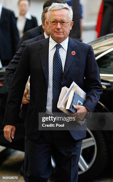 Giulio Tremonti, Italy's finance minister, arrives for the opening session of the G20 finance ministers meeting, at the Treasury in Westminster on...