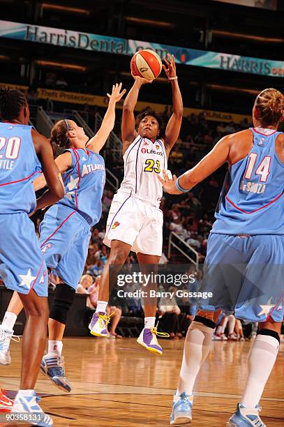 Cappie Pondexter of the Phoenix Mercury shoots against Shalee Lehning of the Atlanta Dream in an WNBA game played on September 5, 2009 at U.S....