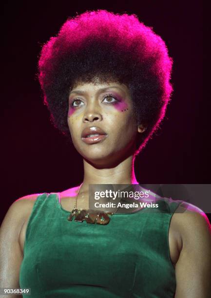 Singer Erykah Badu performs at the Hollywood Palladium on September 5, 2009 in Los Angeles, California.