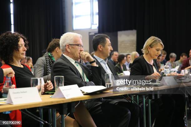 Germany,Berlin, Gruener Laenderrat der Bundesgruenen mit Winfried Kretschmann, Cem Oezdemir, Simone Peters, Axel Hofbauer,