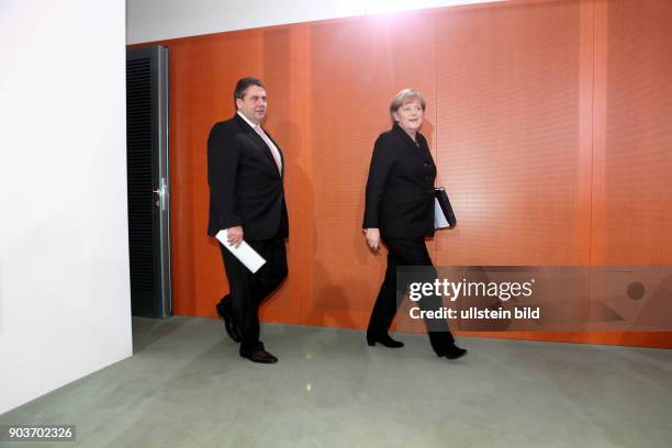 Berlin, Kanzleramt, Bundeskanzleramt, Neues Kabinett Angela Merkel und Vizekanzler Sigmar Gabriel