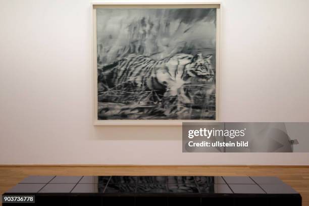 Die Ausstellung "Sigmar Polke ? Gerhard Richter. Schöne Bescherung" gastiert vom 13. März bis 28. August 2016 im Museum Morsbroich in Leverkusen. Das...