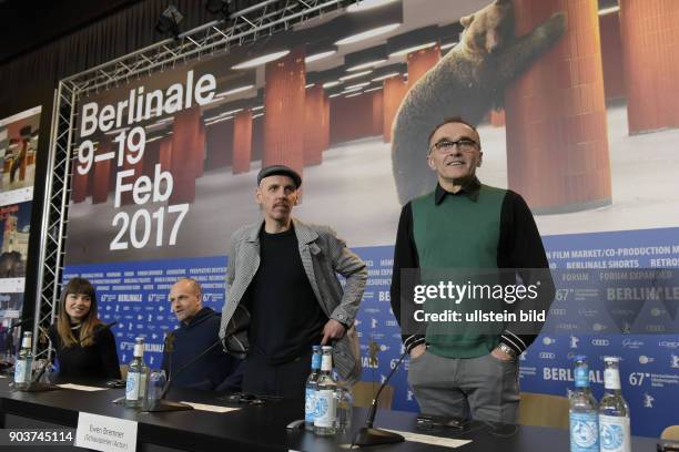 Schauspielerin Anjela Nedyalkova, Schauspieler Jonny Lee Miller, Schauspieler Ewen Bremner und Regisseur Danny Boyle bei der Pressekonferenz zum Film...