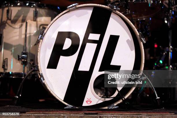 Public Image Ltd. Britische New-Wave- und Post-Punk-Band) "What The World Needs Now..."-Tour Public Image Ltd. Besteht aus: John Lydon , Robert ?Lu?...