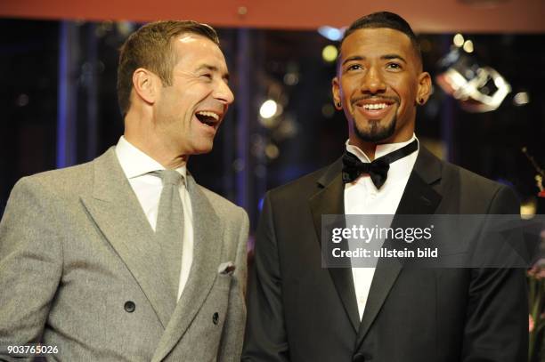 Moderator Kai Pflaume und Jerome Boateng anlässlich der Eröffnung der 67. Berlinale mit dem Film DJANGO