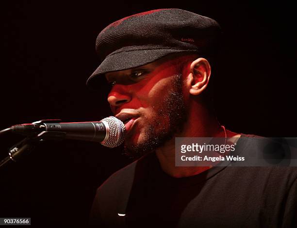 Mos Def performs at the Hollywood Palladium on September 5, 2009 in Los Angeles, California.