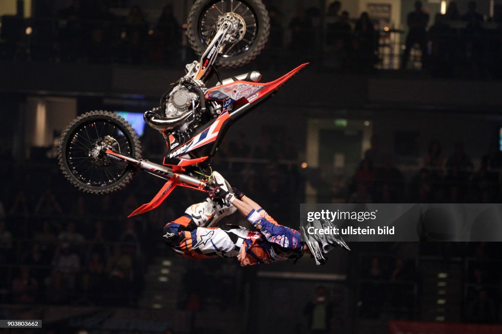Freestyle Motocross-Veranstaltung "Night of the Jumps" in der Lanxess-Arena Köln