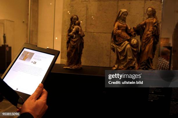 Die Ausstellung ?Museum Schnütgen ? Im Fokus. Auf den Spuren von Reliquien und Heiligen? eröffnet neue und vielfältige Wege zur Entdeckung der Kunst...