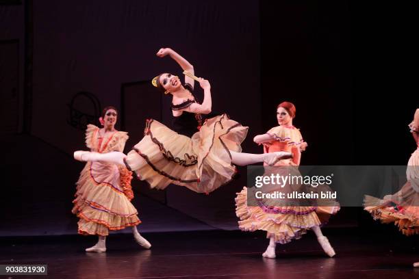 Les Ballets Trockadero de Monte Carlo gastiert im Rahmen des 29. Kölner Sommerfestivals vom 26. Bis 31. Juli 2016 in der Philharmonie Köln. Die Show...