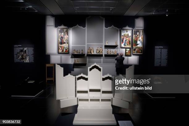 Ein vergessenes Meisterwerk: Das Antwerpener Altarbild der Kölner Kreuzbrüder Sieben Meter breit, fünf Meter hoch, prachtvoll bemalt und detailreich...