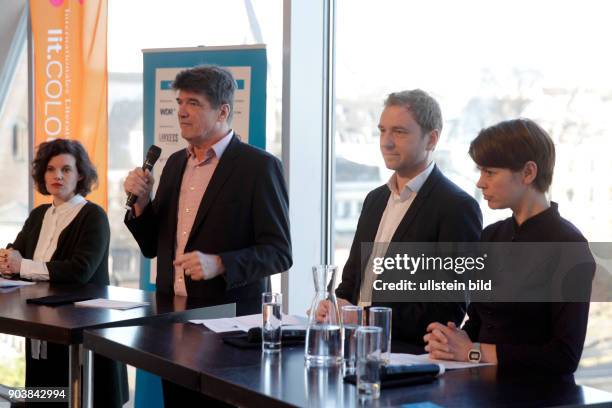 Pressekonferenz "lit.COLOGNE 2017 ? das internationale Literaturfest" v.l.: Eva Schuderer Werner Köhler Tobis Bock und Dr. Traudl Bünger...