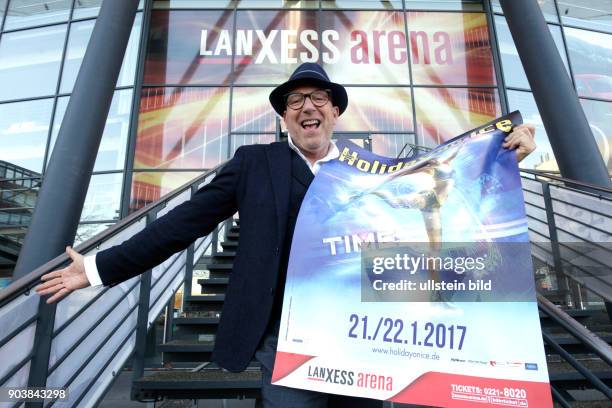 Holiday on Ice Show 2017 Produktion: Time gastiert vom 21. Und 22. Januar 2017 mit fünf Shows in der Lanxess-Arena Köln. Bei der HOLIDAY ON ICE-Show...