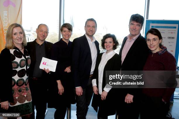 Pressekonferenz "lit.COLOGNE 2017 ? das internationale Literaturfest" v.l.: Angela Maas , Rainer Osnowski , Traudl Bünger, Tobias Bock, Eva Schuderer...