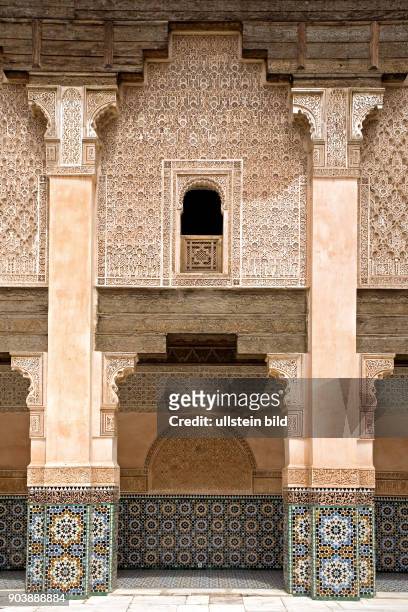 Nordafrika, MAR, Marokko, Marrakesch, August 2010, Die prachtvoll ausgestattete Medersa Ben Youssouf steht auch Nichtmuslimen offen. In merinidischer...