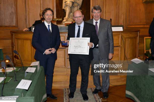 Stephane Bern, Raphael Spina and Xavier Darcos pose as they attend the Prix Histoire et Prix Patrimoine 2017 de La Fondation Stephane Bern at...