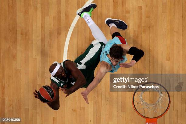 Chris Singleton, #0 of Panathinaikos Superfoods Athens in action during the 2017/2018 Turkish Airlines EuroLeague Regular Season Round 17 game...