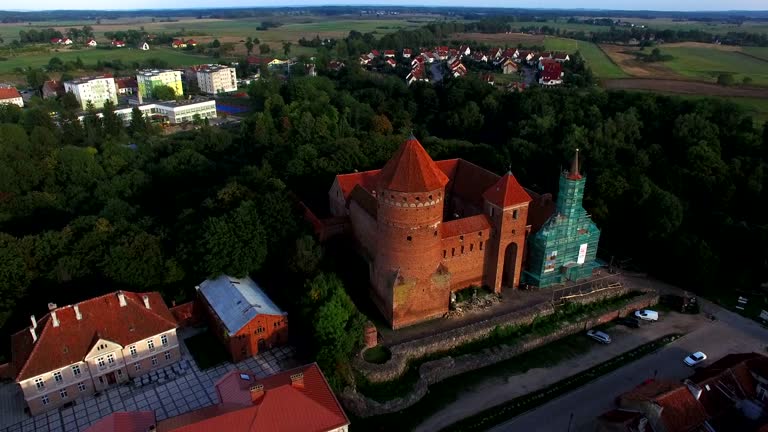 15 Reszel Castle Stock Videos Footage 4K Video Clips Getty Images 15-reszel-castle-stock-videos-footage-4k-video-clips-getty-images