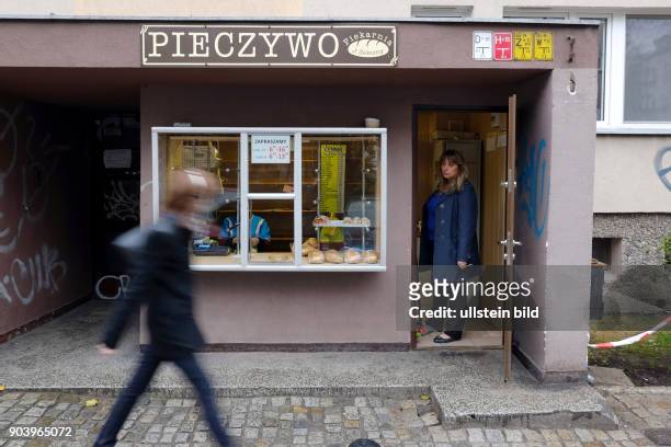 Verkauf von Backwaren in der Altstadt von Wroclaw/Breslau