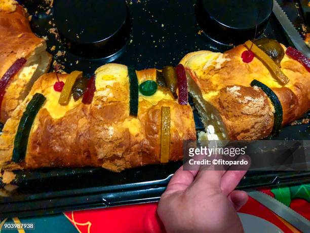 galette des rois or rosca de reyes - sweetbread stock pictures, royalty-free photos & images