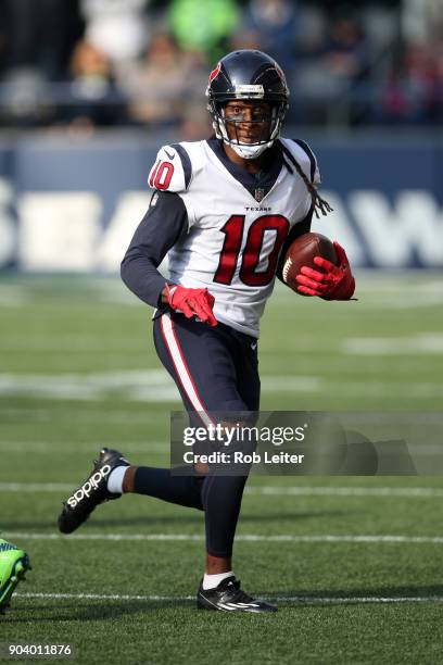 DeAndre Hopkins of the Houston Texans in action during the game against the Seattle Seahawks at CenturyLink Field on October 29, 2017 in Seattle,...