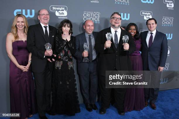 Vanessa Taylor, Richard Jenkins, Sally Hawkins, J. Miles Dale, Guillermo Del Toro, Octavia Spencer and Michael Stuhlbarg pose with the 'Best...