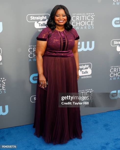 Octavia Spencer attends the 23rd Annual Critics' Choice Awards at Barker Hangar on January 11, 2018 in Santa Monica, California.