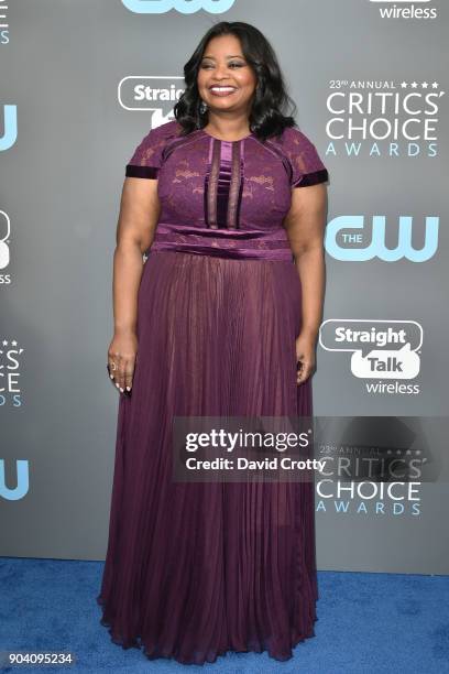 Octavia Spencer attends The 23rd Annual Critics' Choice Awards - Arrivals at The Barker Hanger on January 11, 2018 in Santa Monica, California.