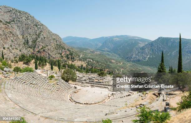 delphi greece - naxos stock-fotos und bilder