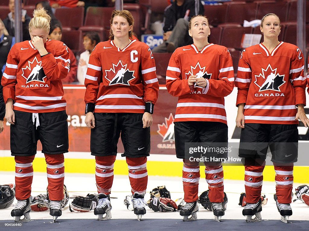 Hockey Canada Cup - USA v Canada