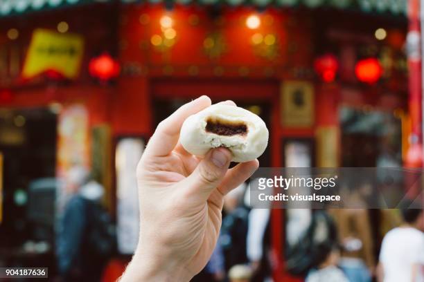 london street food - chinese bun - chinatown stock pictures, royalty-free photos & images