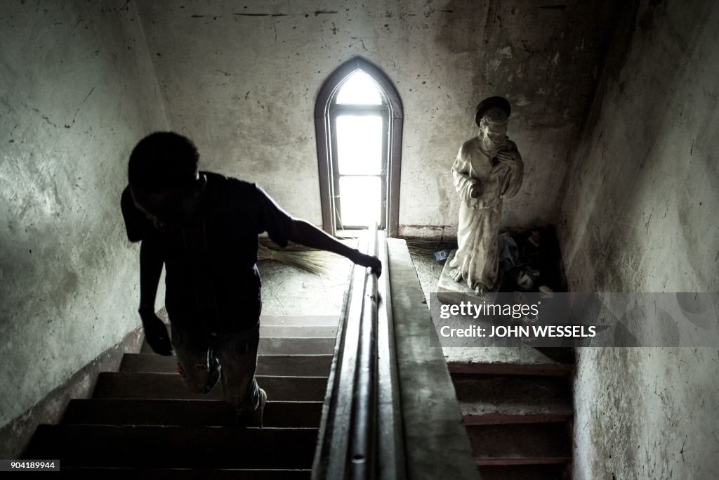 TOPSHOT-DRCONGO-UNREST-CHURCH