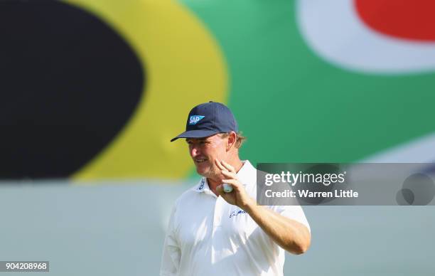 Ernie Els of South Africa acknowledges the crowd on the 18th green during day two of the BMW South African Open Championship at Glendower Golf Club...