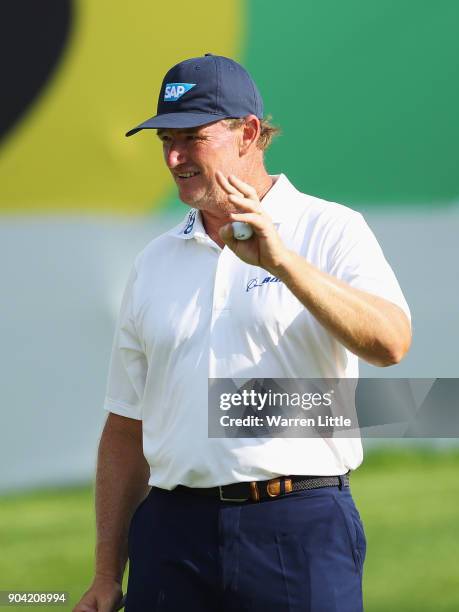 Ernie Els of South Africa acknowledges the crowd on the 18th green during day two of the BMW South African Open Championship at Glendower Golf Club...