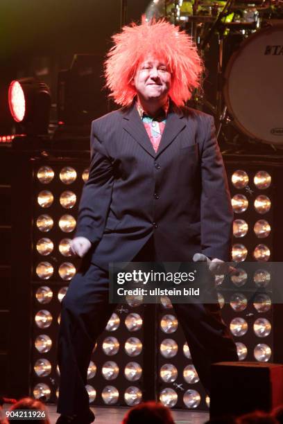 Die Prinzen - die deutsche Musikgruppe mit Saenger Sebastian Krumbiegel bei einem Konzert im CCH 1 - Congress Centrum Hamburg (Photo by Jazz Archiv...