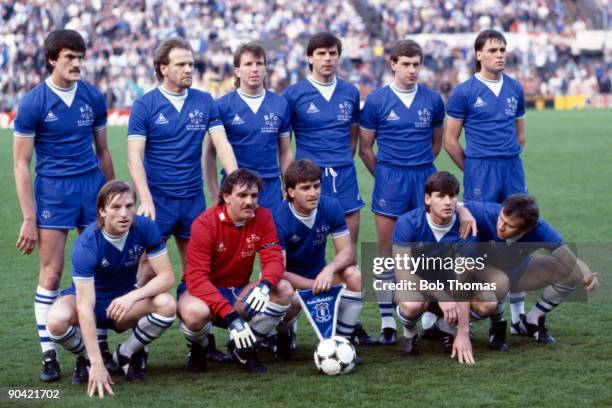 The Everton team group prior to the start of the Everton v Rapid Vienna UEFA European Cup Winners Cup Final played in Rotterdam, Holland on the 15th...