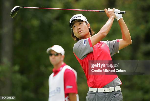 Kevin Na hits his drive on the second hole during the final round of the Deutsche Bank Championship at TPC Boston held on September 7, 2009 in...