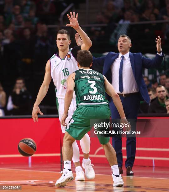 Nemanja Nedovic, #16 of Unicaja Malaga competes with Kevin Pangos, #3 of Zalgiris Kaunas in action during the 2017/2018 Turkish Airlines EuroLeague...