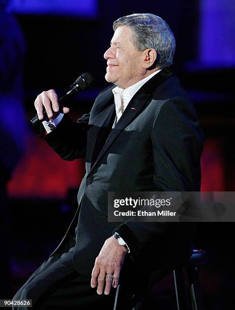 Entertainer Jerry Lewis sings the song "You'll Never Walk Alone" at the end of the 44th annual Labor Day Telethon to benefit the Muscular Dystrophy...