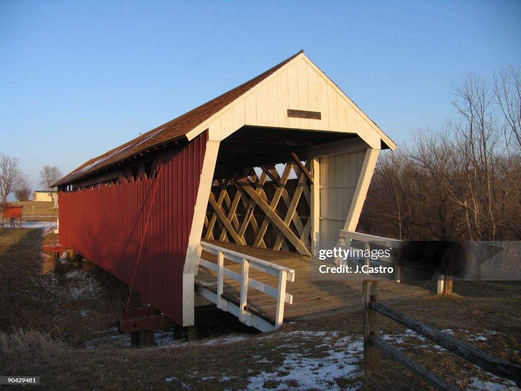 Covered Cutler-Donahoe Bridge