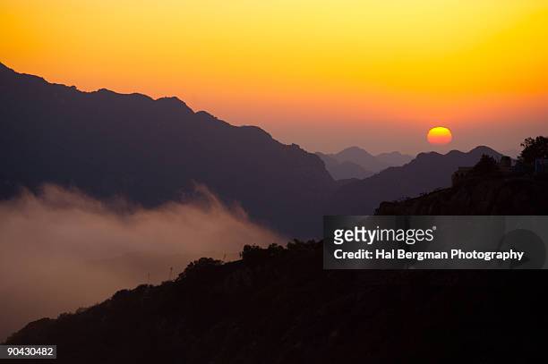 sunset over the santa monica mountains - santa monica mountains stock pictures, royalty-free photos & images