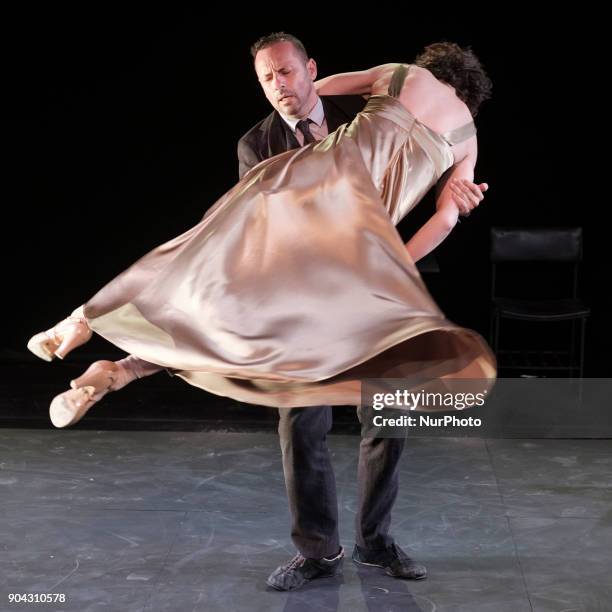 Dancer Chevi Muraday during the presentation of the 'Black Apple' show at the Teatro Español in Madrid. 12 Enero