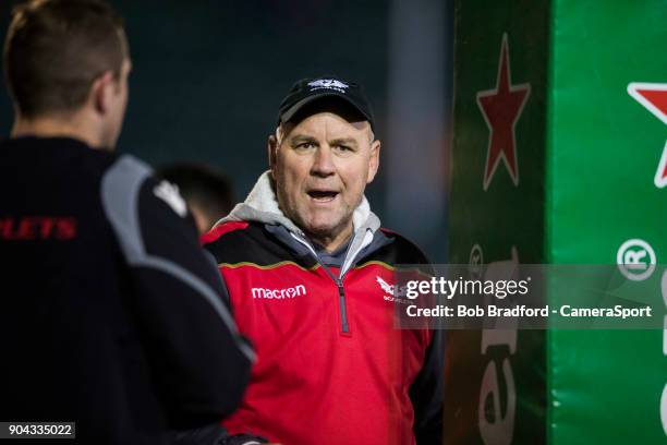 Wayne Pivac during the European Rugby Champions Cup match between Bath Rugby and Scarlets at Recreation Ground on January 12, 2018 in Bath, England.