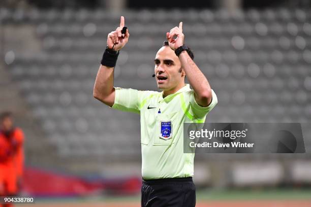 Referee Cedric Dos Santos during the Ligue 2 match between Paris FC and Bourg en Bresse at Stade Charlety on January 12, 2018 in Paris, France.