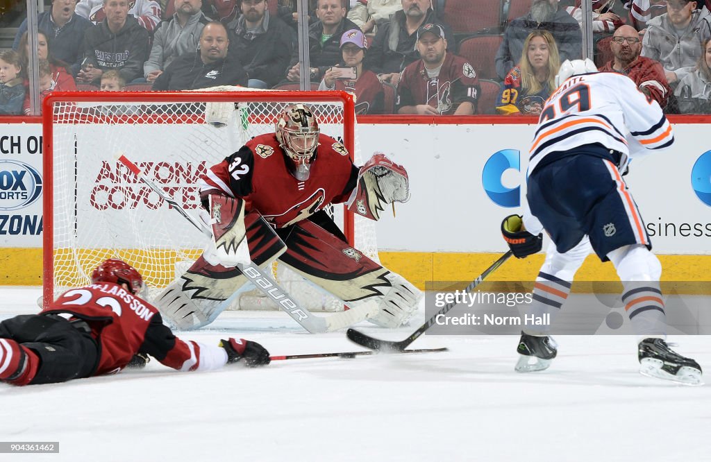 Edmonton Oilers v Arizona Coyotes